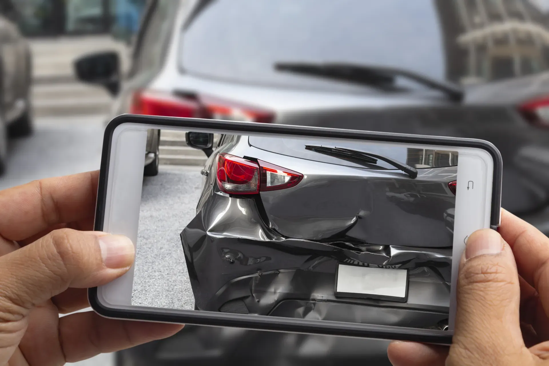Car-Insurance-Agents-Take-Pic Car-Insurance-Agents-Take-Pic