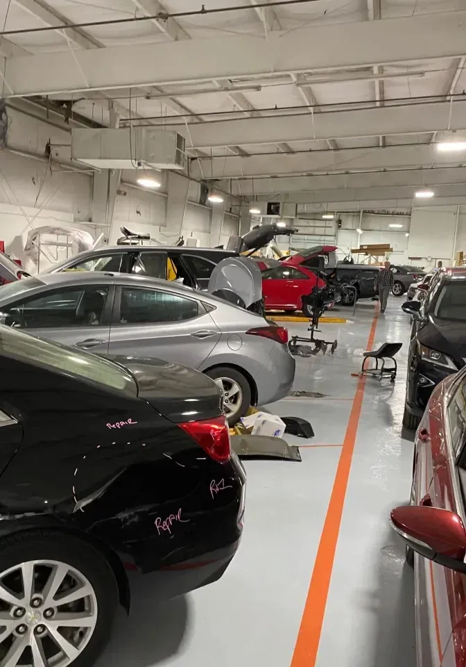 collision-service-showroom collision-service-showroom